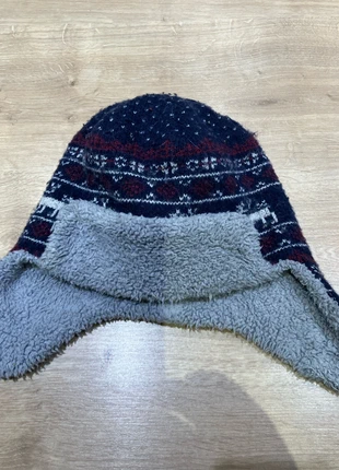 Chapka Okaidi, marque: Okaïdi, état: Bon état, taille: 8-12 ans, 56 cm, 1,00 €, 1,75 € Protection acheteurs incluse