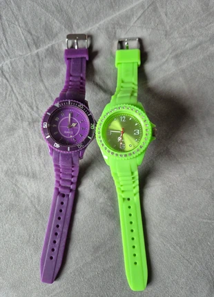 Kinderen horloge 2 stuks, brand: Quartz, condizioni: Ottime, €2.50, €3.33 include la Protezione acquisti