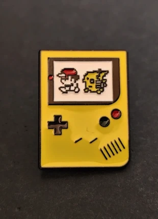 Pin's Console Pokemon X Mario, condizioni: Ottime, €3.50, €4.38 include la Protezione acquisti Pro