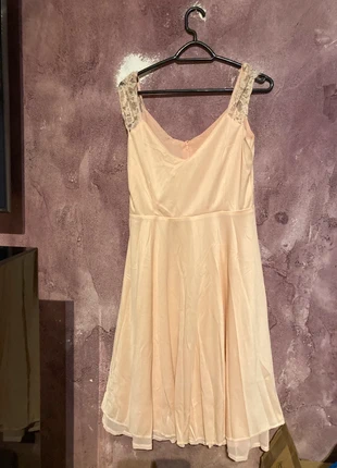 Très jolie robe taille M, brand: BZB, condizioni: Nuovo senza cartellino, taglia: M / IT 42 / EU 38, €9.00, €10.15 include la Protezione acquisti