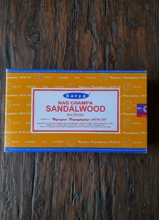 Incienso Satya Nag Champa Sandalwood - Madera y Sándalo (Pack 12 uds), merk: Satya, staat: Nieuw met prijskaartje, € 12,50, € 13,83 inclusief Kopersbescherming
