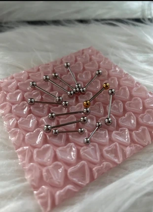 Piercing staafjes, merk: Shein, staat: Nieuw zonder prijskaartje, € 1,50, € 2,28 inclusief Kopersbescherming