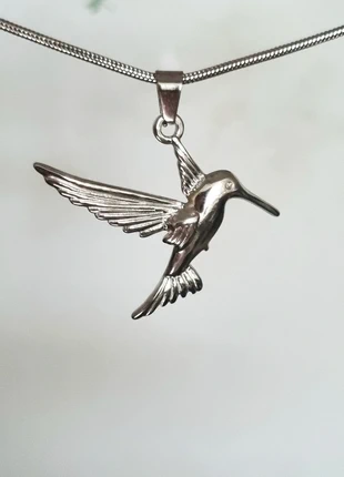 Stijlvol zilverkleurige ketting kolibrie ●Stainlesssteel, staat: Heel goed, € 5,50, € 6,48 inclusief Kopersbescherming Pro