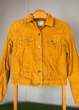 Chaqueta de pana mostaza Lefties con botones metálicos talla S #419, marque: Lefties, état: Très bon état, taille: S / 36 / 8, 10,00 €, 11,20 € Protection acheteurs incluse