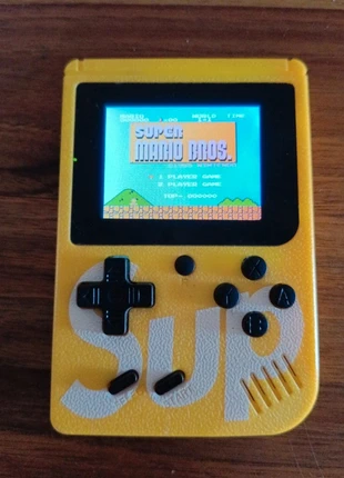 Consolle retrogames con 400 giochi sup, brand: KONG, condizioni: Buone, €12.00, €13.30 include la Protezione acquisti