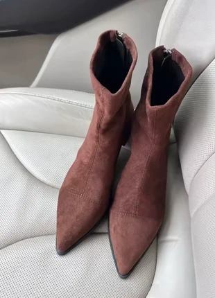 Brown suede pointed toe sock ankle boots, brand: Vintage Dressing, condition: Very good, size: 38, €69.00, €73.15 includes Buyer Protection