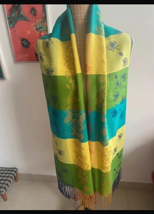 Écharpe châle étole franges Salangane, marque: Salangane, état: Très bon état, 6,00 €, 7,00 € Protection acheteurs incluse