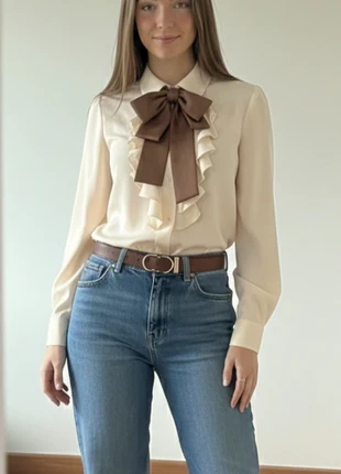 Chemisier crème à volants avec gros nœud marron taille M, marque: Shorty, état: Très bon état, taille: M / 38 / 10, 43,90 €, 46,80 € Protection acheteurs incluse