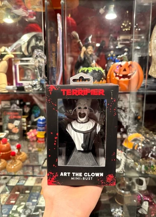Terrifier art the clown minibust, merk: trick or treat studios, staat: Nieuw met prijskaartje, maat: Universeel, € 34,00, € 36,40 inclusief Kopersbescherming Pro