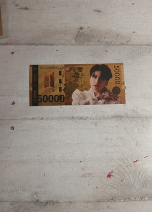 Billet en or jungkook, état: Neuf sans étiquette, 3,00 €, 3,85 € Protection acheteurs incluse