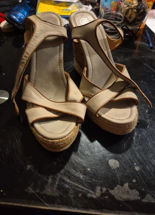 Talon compenser, marque: Casual, état: Bon état, taille: 41, 2,00 €, 2,80 € Protection acheteurs incluse