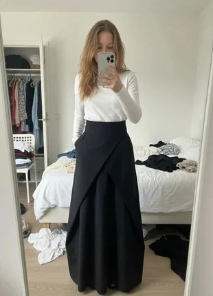 jupe longue noire structurée taille haute #146, merk: Atelier Kawa, staat: Heel goed, maat: M / 38 / 10, € 46,99, € 50,04 inclusief Kopersbescherming