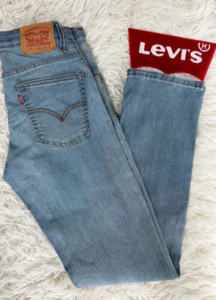 Jean Lévi’s 511 W28 FR38 L30. L1273, marke: Levi's, zustand: Sehr gut, größe: M / 38 / 10, 20,90 €, 22,65 € beinhaltet Vinted-Käuferschutz Pro