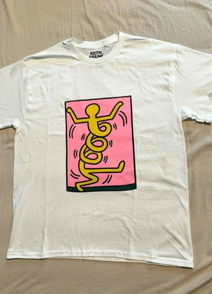 T-shirt Keith Haring Illustration jaune iconique Taille S, brand: Keith Haring, condition: New without tags, size: S, €17.99, €19.59 includes Buyer Protection