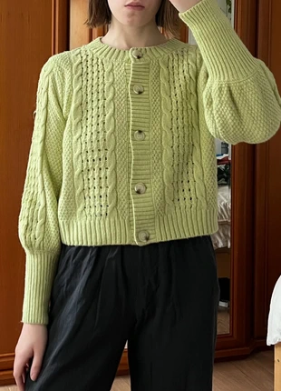 pistachio green vintage style cardigan - cable knit, merk: Wild Fable, staat: Heel goed, maat: L / 40 / 12, € 7,00, € 8,05 inclusief Kopersbescherming