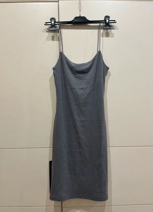 Vestito Zara grigio – Nuovo, mai indossato – Taglia M, brand: Zara, condizioni: Ottime, taglia: M / IT 42 / EU 38, €7.00, €8.05 include la Protezione acquisti