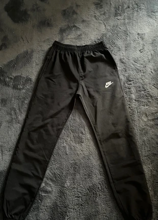 Pantalon Nike, marke: Nike, zustand: Sehr gut, größe: XS, 5,00 €, 5,95 € inklusive Vinted-Käuferschutz