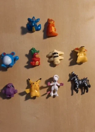 Lots de 10 petite figurines Pokémon/Collection Pokémon, brand: Pokémon, condizioni: Ottime, taglia: Taglia unica, €4.75, €5.69 include la Protezione acquisti