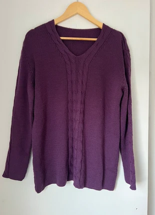 Purple Luxurious Italian-Made Merino Wool Blend V-Neck Sweater size L, staat: Heel goed, maat: L / 40 / 12, € 13,00, € 14,35 inclusief Kopersbescherming