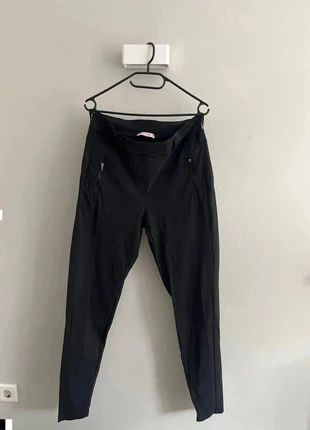 Zwarte Studio Anneloes broek maat XL, marca: Studio Anneloes, estado: Muy bueno, tamaño: XL / 42 / 14, 50,00 €, 53,20 € Protección al comprador incluida