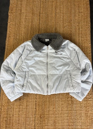 Veste Doudoune Côtelé Grise Nike Air Therma-Fit Women’s Cordyroy Winter Jacket Taille M, marque: Nike, état: Très bon état, taille: M / 38 / 10, 120,00 €, 126,70 € Protection acheteurs (Pro) incluse