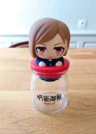 Bonbonnière figurine jujutsu kaisen Japon, marque: Jujutsu Kaisen, état: Très bon état, 12,00 €, 13,30 € Protection acheteurs incluse