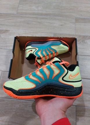 Nike KD18 nrg, marque: Nike, état: Neuf sans étiquette, taille: 38,5, 79,00 €, 83,65 € Protection acheteurs incluse