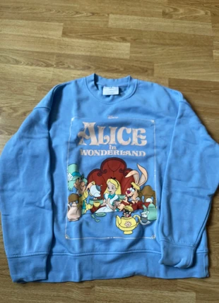 Pull Alice aux pays des merveilles Disney, marque: Primark, état: Très bon état, taille: S / 36 / 8, 2,00 €, 2,80 € Protection acheteurs incluse