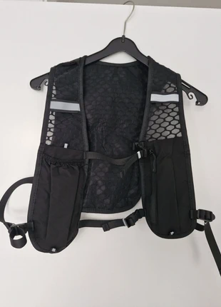 Nieuw hardloopvest, staat: Nieuw zonder prijskaartje, € 12,50, € 13,83 inclusief Kopersbescherming