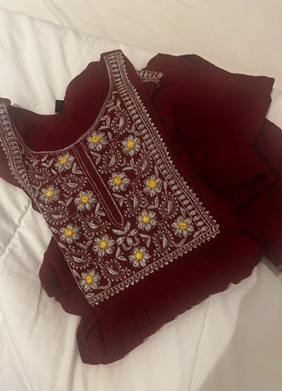 Kurta indienne rouge, marke: W., zustand: Sehr gut, größe: S / 36 / 8, 10,00 €, 11,20 € inklusive Vinted-Käuferschutz