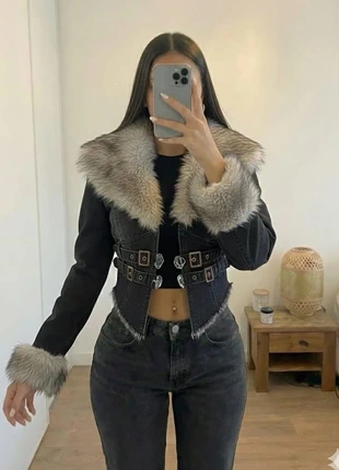 Veste en jean avec fausse fourrure vintage y2k 2000s, brand: furvy, condition: Very good, size: S / 36 / 8, €55.00, €58.45 includes Buyer Protection