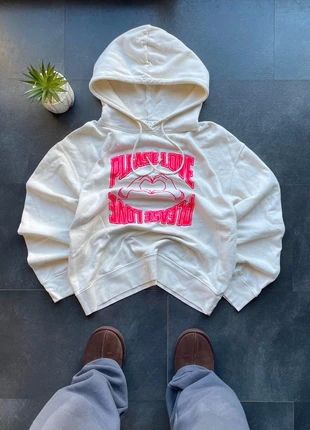 Pull avec capuche Sandro Paris logo brodé - couleur crème , rose - taille M 💫, marque: Sandro, état: Très bon état, taille: M / 38 / 10, 24,00 €, 25,90 € Protection acheteurs (Pro) incluse