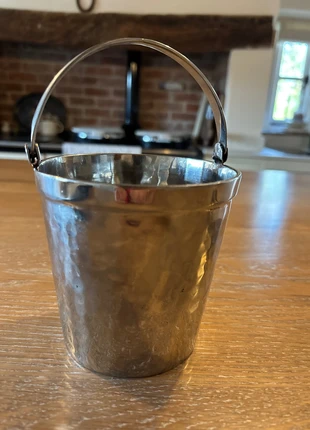 Funky ice bucket, brand: JIGGERS, condition: Very good, £11.00, £12.25 includes Buyer Protection