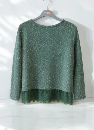 Maglia donna verde con inserto in pizzo – Taglia L Cod. 2493, brand: Vintage Dressing, condizioni: Ottime, taglia: L / IT 44 / EU 40, €5.00, €5.95 include la Protezione acquisti Pro