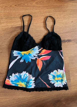 90s vintage black floral lace cami top, marque: Vintage Dressing, état: Bon état, taille: S / 36 / 8, 10,00 €, 11,20 € Protection acheteurs incluse