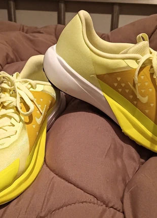 Zgan hardloopschoenen Nike running sonic fly maat 39, merk: Nike, staat: Heel goed, maat: 39, € 30,00, € 32,20 inclusief Kopersbescherming