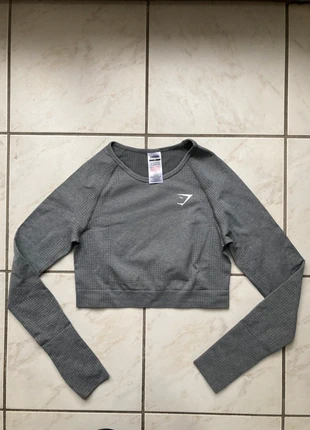 Crop top vital seamless gymshark taille M couleur gris, marke: Gymshark, zustand: Sehr gut, größe: M / 38 / 10, 14,50 €, 15,93 € beinhaltet Vinted-Käuferschutz Pro