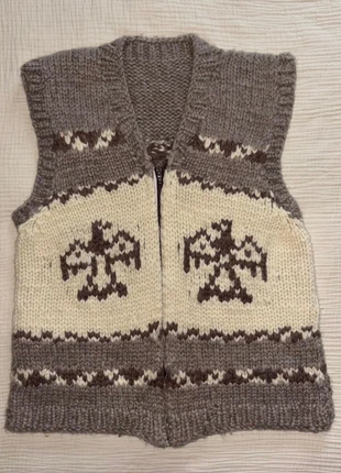 Cowichan sans manches zippé motif aigle fait main très bon état, brand: Fait Main, condizioni: Ottime, taglia: Taglia unica, €100.00, €105.70 include la Protezione acquisti