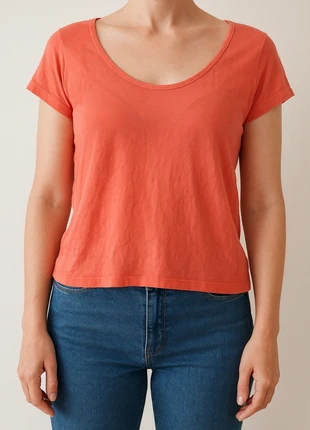 Tshirt Camaïeu Orange corail M, marque: Camaïeu, état: Très bon état, taille: M / 38 / 10, 5,00 €, 5,95 € Protection acheteurs incluse