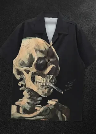 Chemise noire gothique à imprimé crâne fumeur – Taille M, merk: y2k, staat: Heel goed, maat: M, € 41,00, € 43,75 inclusief Kopersbescherming