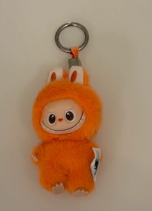 Labubu Z – Pop Mart - Pin for Love – Porte-clés officiel avec sac et carte, brand: POPMART, condition: New with tags, €24.00, €25.90 includes Buyer Protection