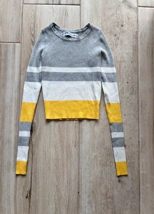 Maglioncino a righe grigio/bianco/giallo crop – New Yorker FB Sister – XXS (elasticizzato), marca: New Yorker, estado: Muito bom, tamanho: XXS / 32 / 4, €3.00, €3.85 inclui Proteção do Comprador