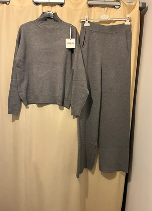 Ensemble pantalon, estado: Novo com etiquetas, tamanho: Tamanho único, €20.00, €21.70 inclui Proteção do Comprador