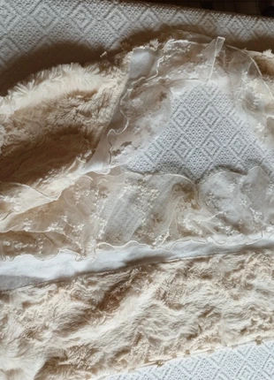 Écharpe beige en dentelle et Teddy, condition: Very good, €7.00, €8.05 includes Buyer Protection