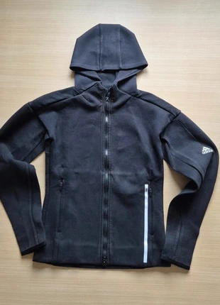Veste sweat zippé Adidas ZNE Noire
- Taille XS, brand: adidas, condizioni: Ottime, taglia: XS / IT 38 / EU 34, €19.90, €21.60 include la Protezione acquisti
