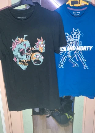 Lot T-Shirt Rick et Morty, merk: Rick and Morty, staat: Heel goed, maat: M, € 5,00, € 5,95 inclusief Kopersbescherming