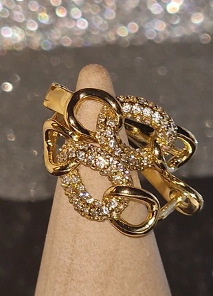 Adorables boucles d’oreilles plaquées Or incrustées de cristaux, merk: Swarovski éléments type, staat: Nieuw zonder prijskaartje, € 15,50, € 16,98 inclusief Kopersbescherming