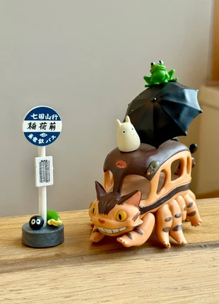 Figurines de collection Totoro Chatbus, marke: Totoro, zustand: Sehr gut, größe: 6 Jahre / 116, 30,00 €, 32,20 € inklusive Vinted-Käuferschutz