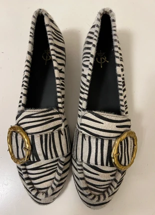 Zebra loafers, marke: Zalando, zustand: Sehr gut, größe: 41, 8,00 €, 9,10 € inklusive Vinted-Käuferschutz