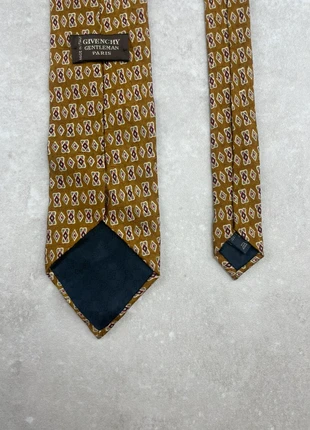 Noeud de Cravate Givenchy Paris Vintage Made in Italy 100% Soie Orange à Motif, brand: Givenchy, condition: Very good, €20.00, €21.70 includes Buyer Protection